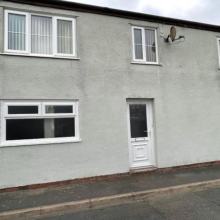 Westend Holiday Let 3 Brecon Bagian luar foto