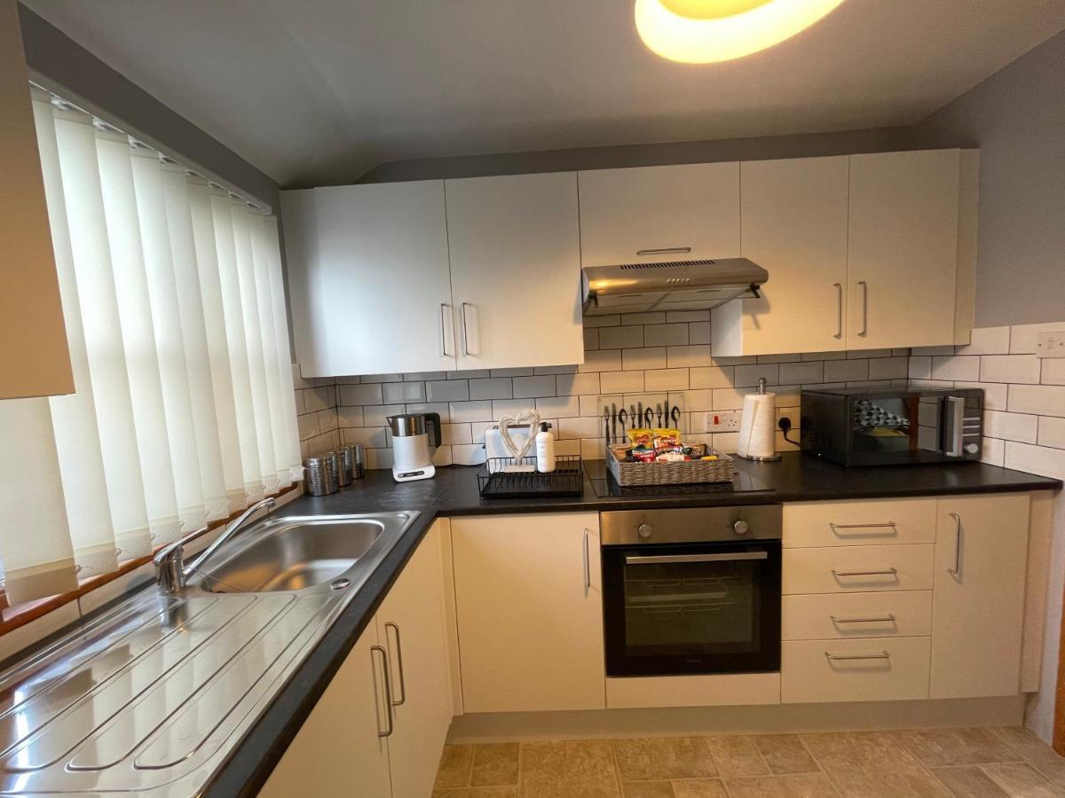 Westend Holiday Let 3 Brecon Bagian luar foto