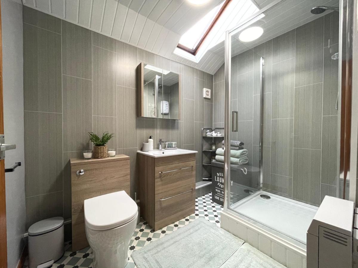 Westend Holiday Let 3 Brecon Bagian luar foto